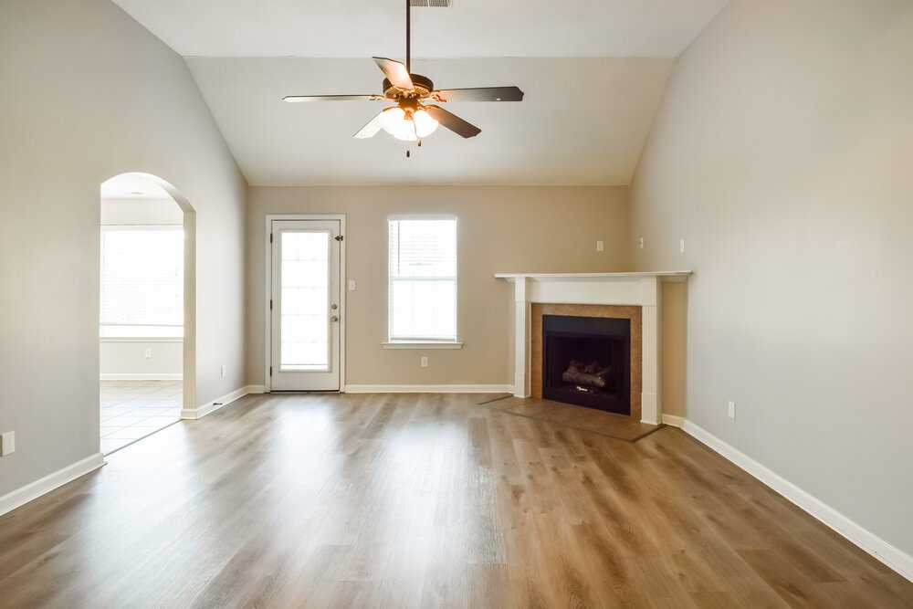 4-Bed Rental on 9069 Gavin Dr photo 5