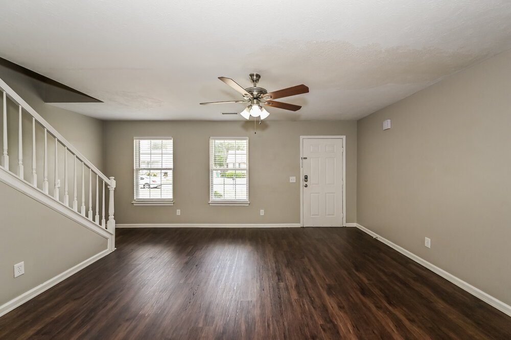 3-Bed Rental on 222 Hermitage Dr photo 5