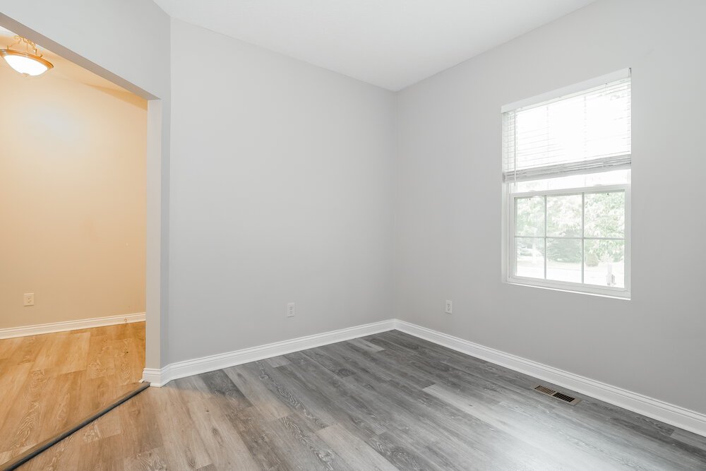 4-Bed Rental on 1132 Sandbar Dr photo 5