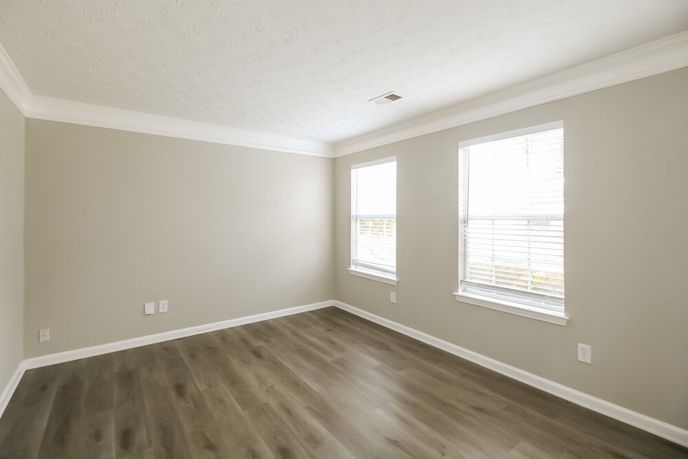 4-Bed Rental on 80 Greenway Dr photo 5