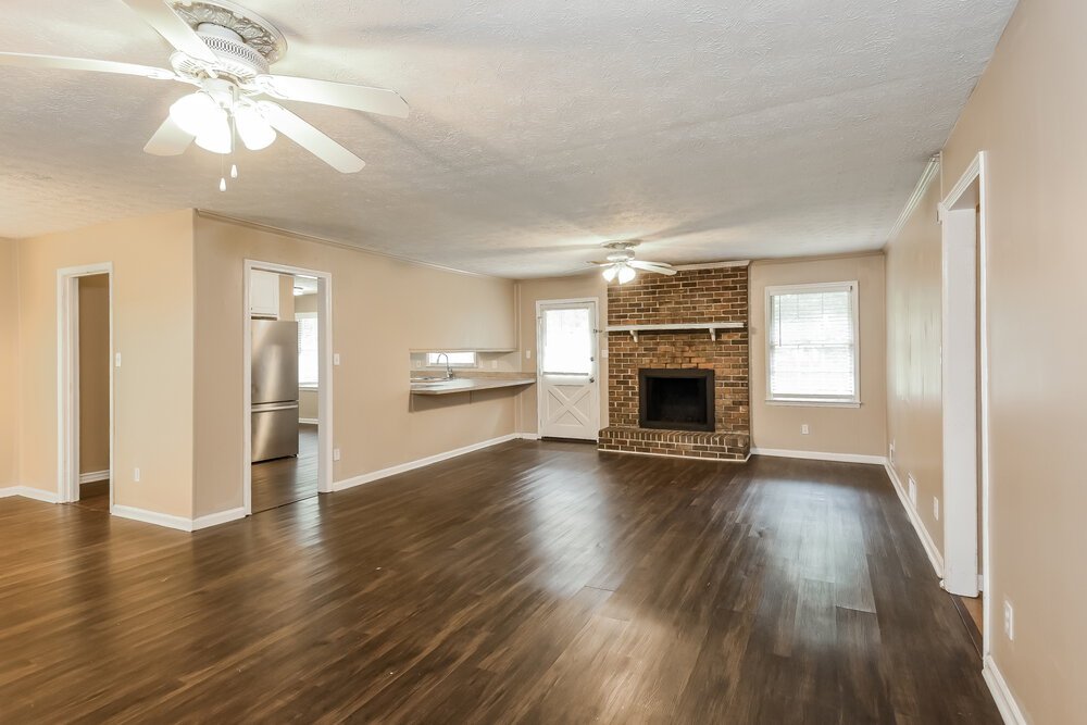 3-Bed Rental on 2906 Elizabeth Lane photo 5