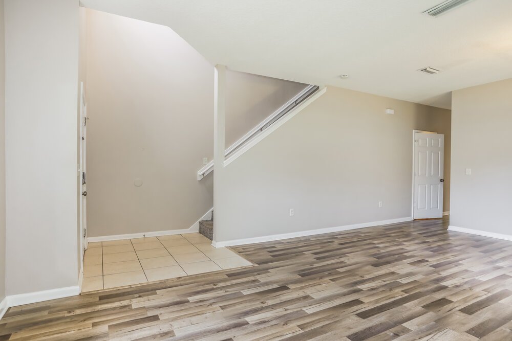 4-Bed Rental on 7242 Rampart Ridge photo 5