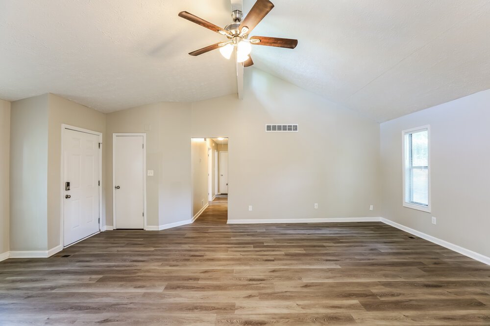 3-Bed Rental on 6512 Mitchell Lane photo 5