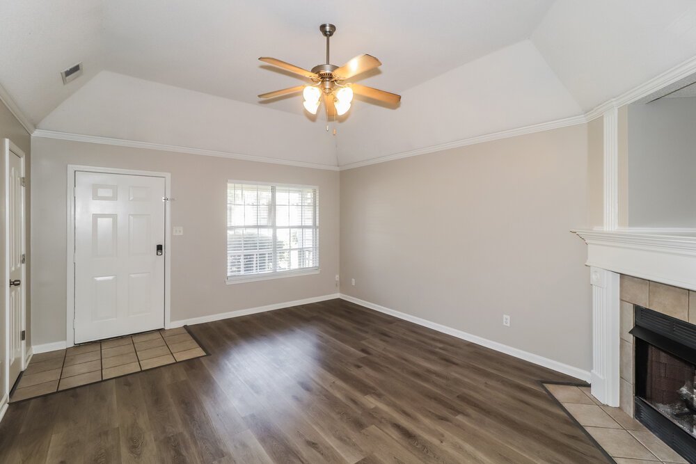 3-Bed Rental on 1067 Cross Meadow photo 5