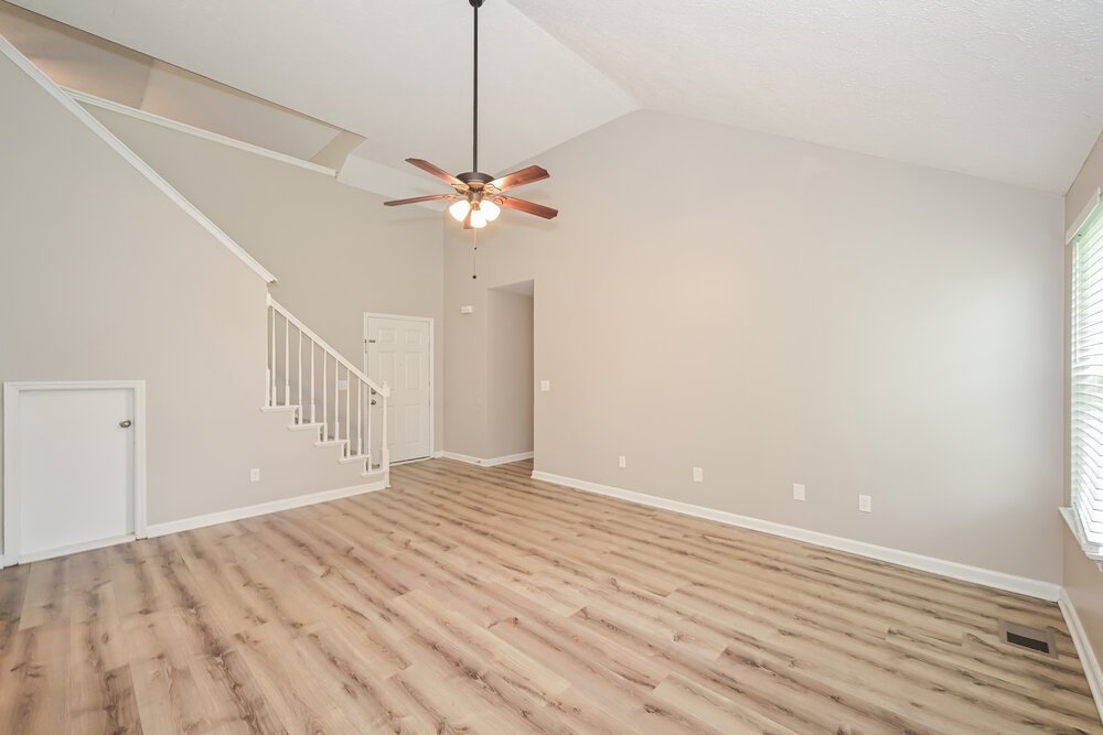 3-Bed Rental on 1703 Jimmy Cv photo 5