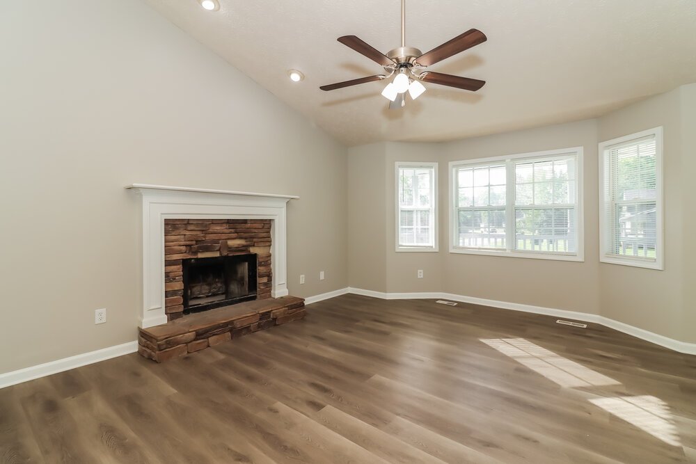 3-Bed Rental on 375 Fairview Dr photo 5