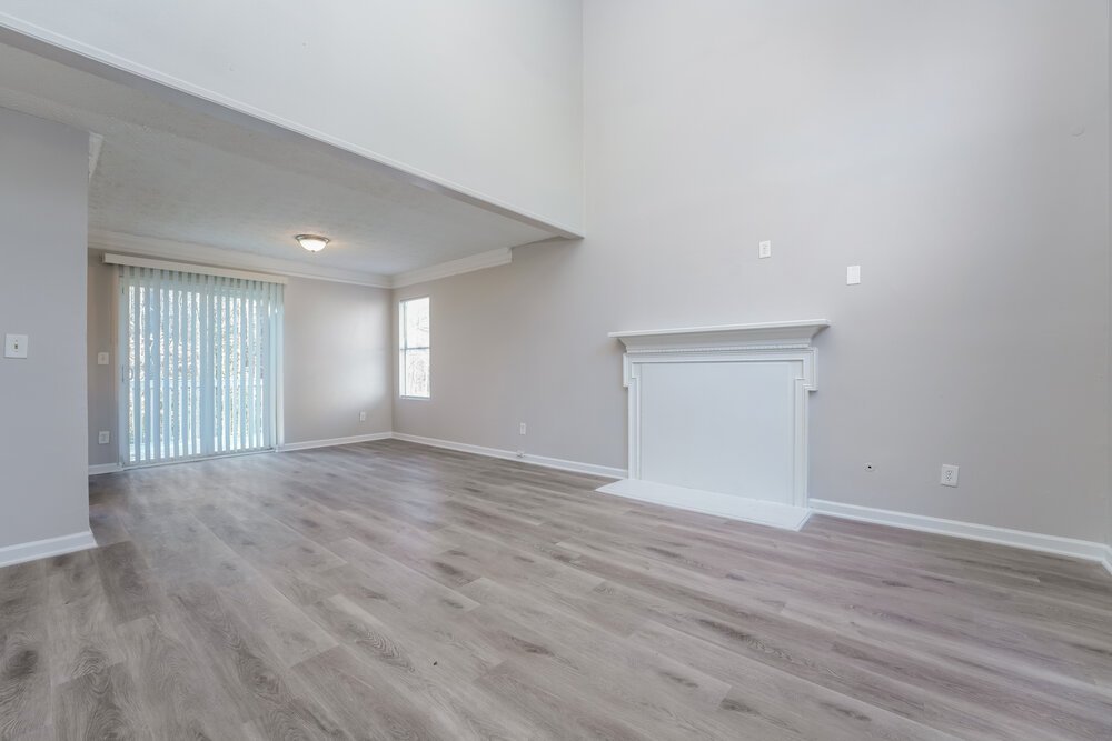 4-Bed Rental on 4955 Windsor Downs photo 5