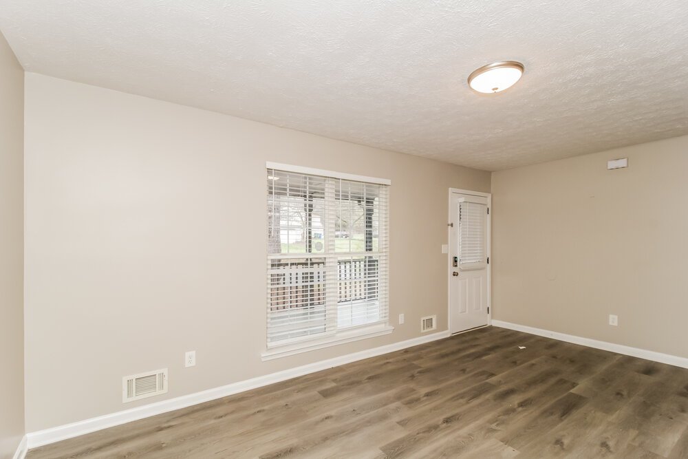4-Bed Rental on 6492 Meadow Lark photo 5
