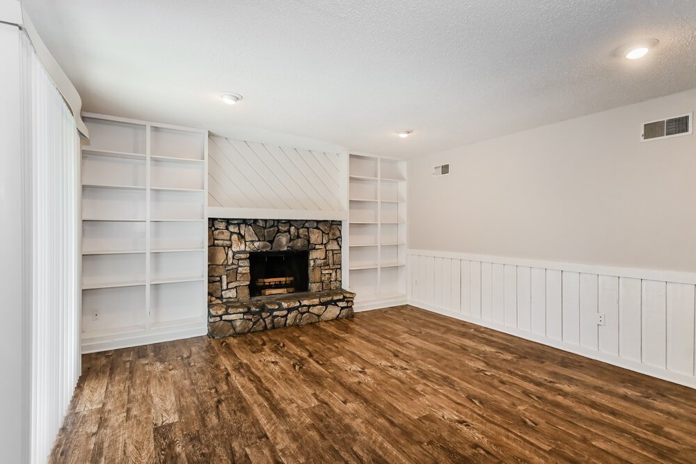 3-Bed Rental on 4476 Trout Valley photo 5