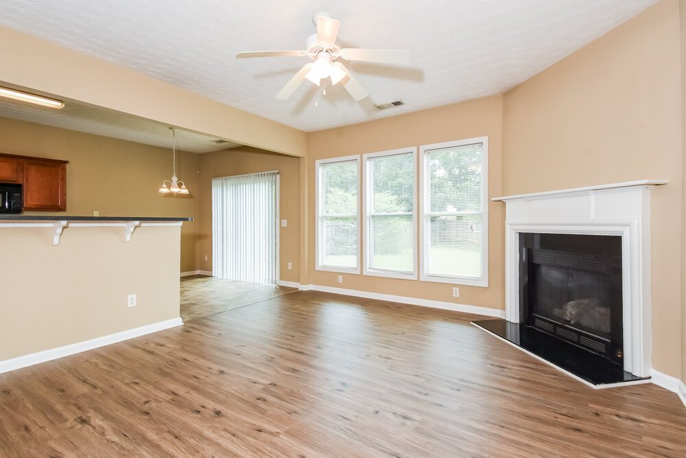 3-Bed Rental on 206 Winterbury Dr photo 5