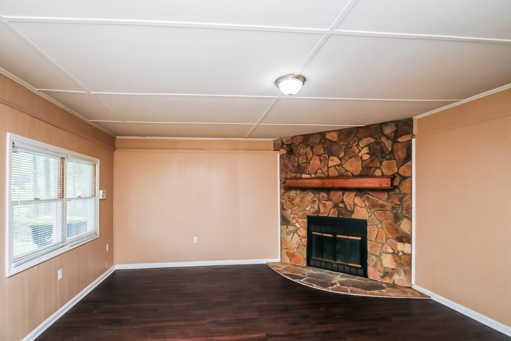 3-Bed Rental on 4647 Big B photo 5