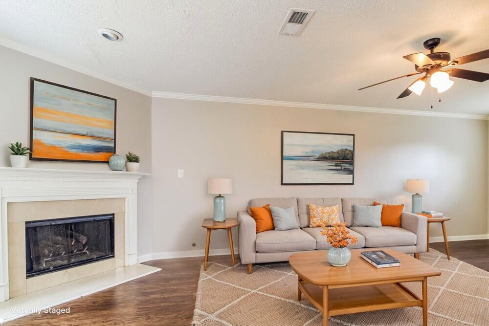 4-Bed Rental on 6331 Fairway Hill photo 5