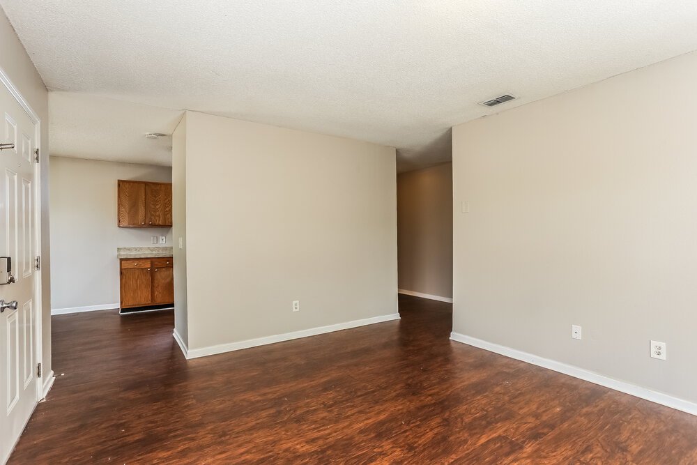 3-Bed Rental on 2268 W 44th photo 5