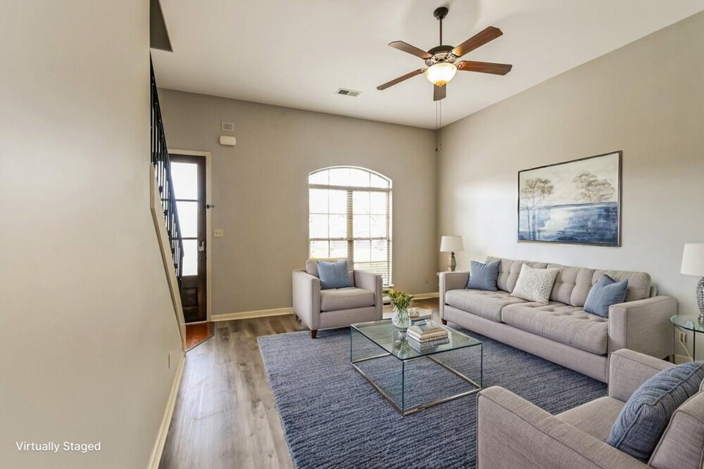 4-Bed Rental on 305 Garden Springs photo 5