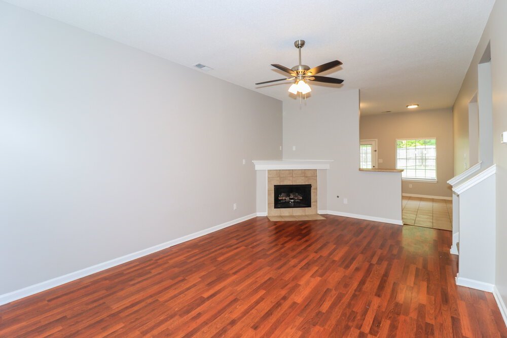 3-Bed Rental on 9728 Tucker Creek photo 5