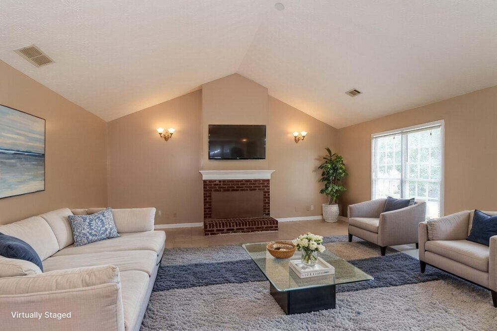 3-Bed Rental on 3935 Willowmeade Drive photo 5