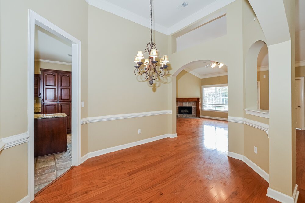 4-Bed Rental on 2722 Nelle Ln photo 5