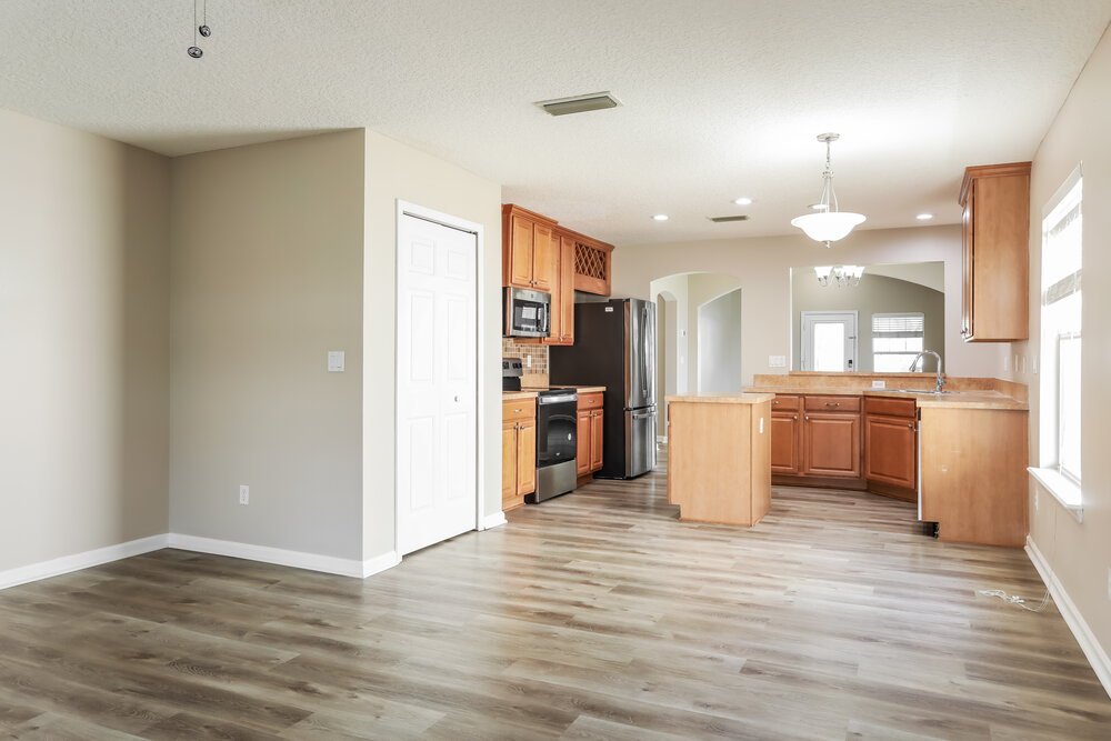 3-Bed Rental on 3899 Pebble Brooke photo 6