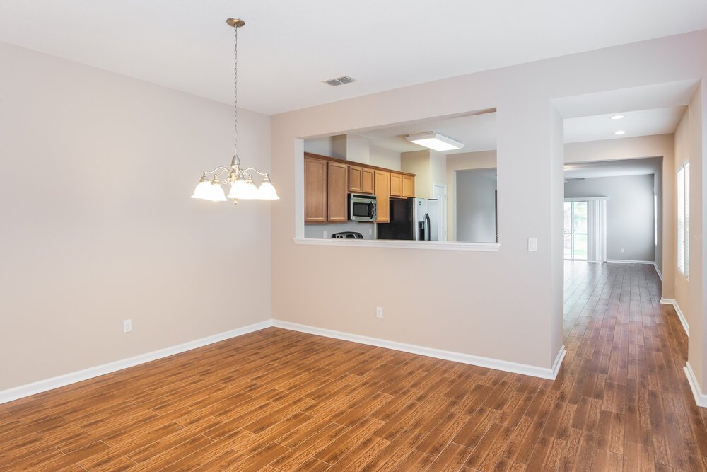 3-Bed Rental on 1579 Tawny Marsh photo 6