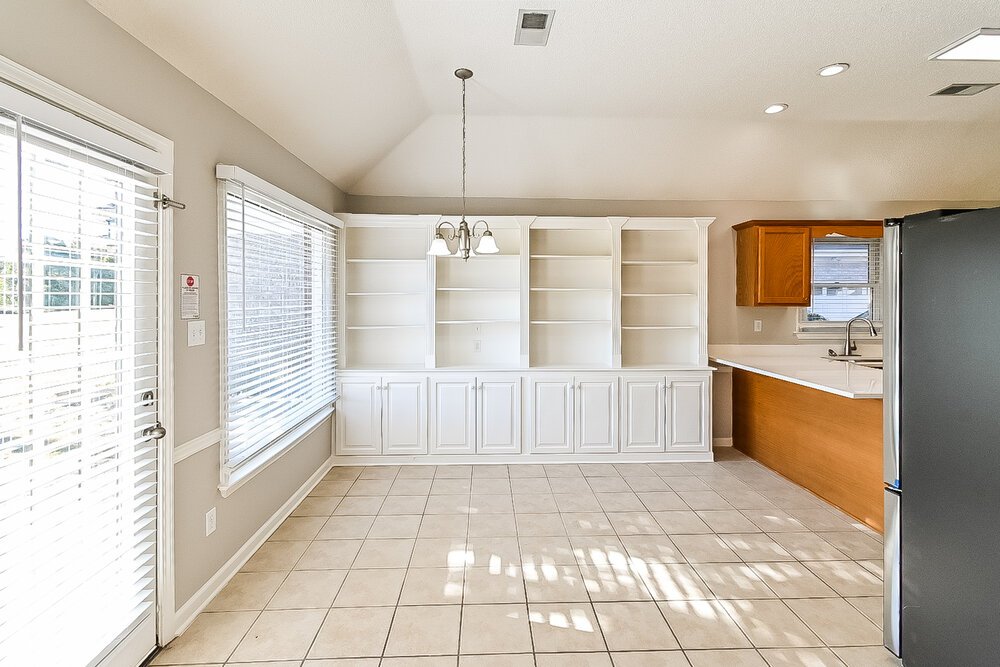 3-Bed Rental on 6480 Cheyenne Dr photo 6