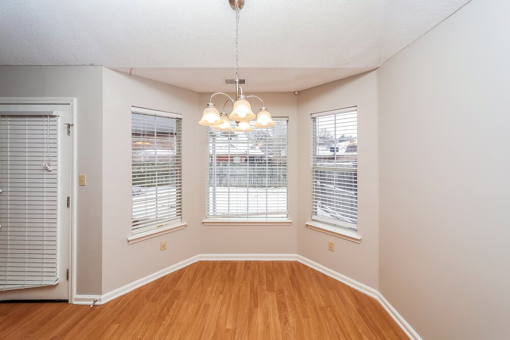 3-Bed Rental on 8243 Cross Point photo 6
