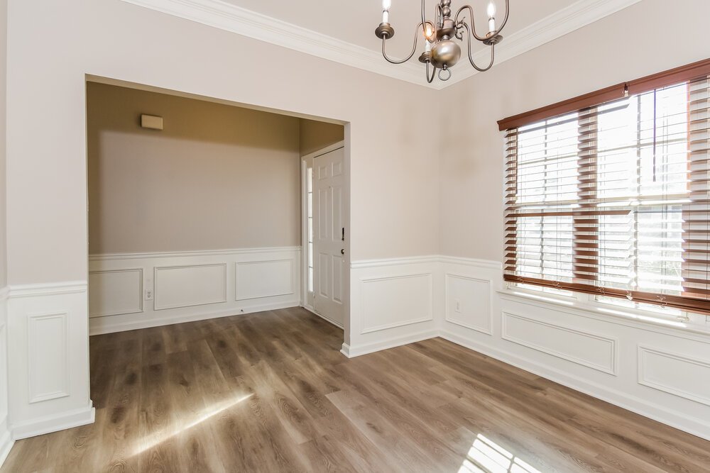 5-Bed Rental on 250 Alamosa Path photo 6