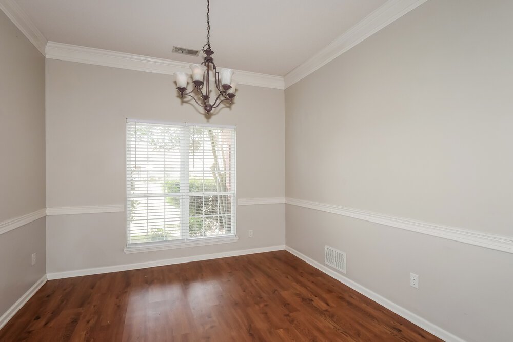 3-Bed Rental on 8426 Linda Shore photo 6