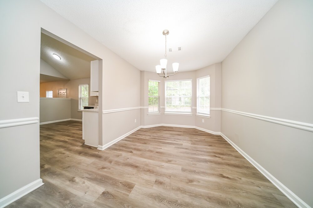 3-Bed Rental on 4710 Idlewood Gate photo 6