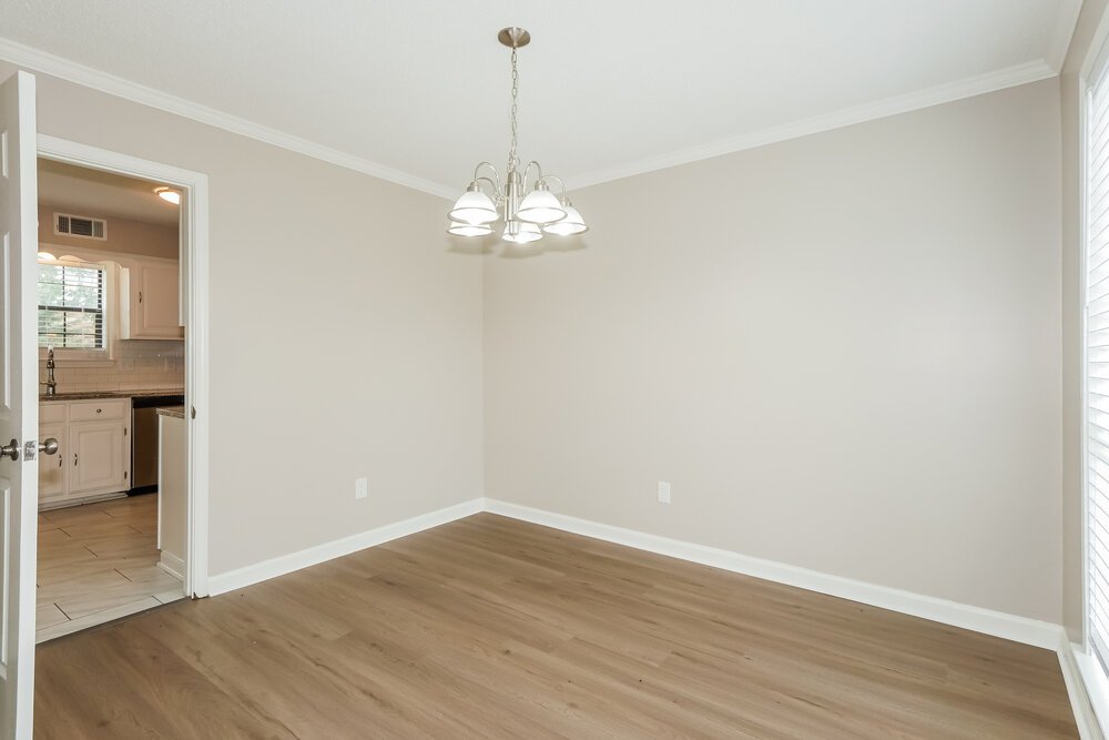 3-Bed Rental on 7733 Deerfield Trce photo 6