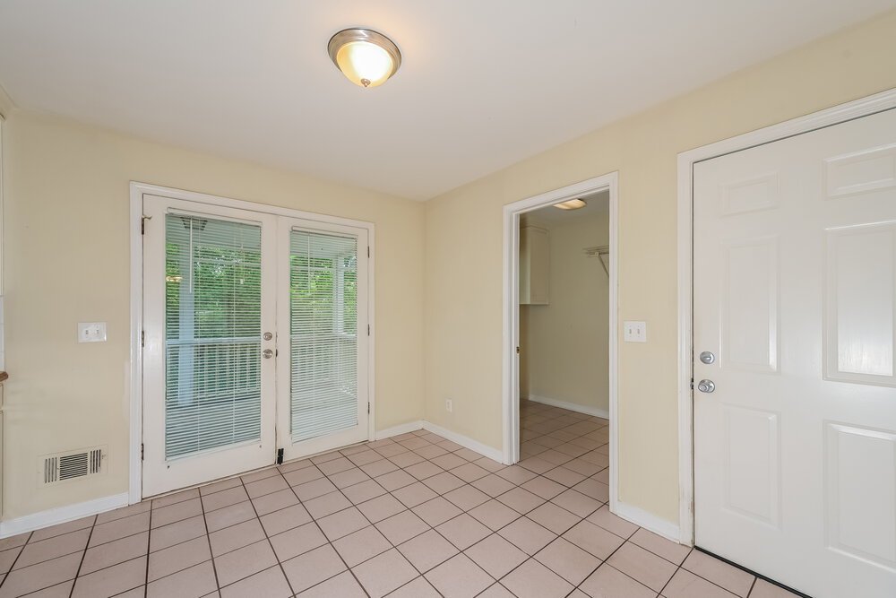 4-Bed Rental on 521 Sequoia Court photo 6
