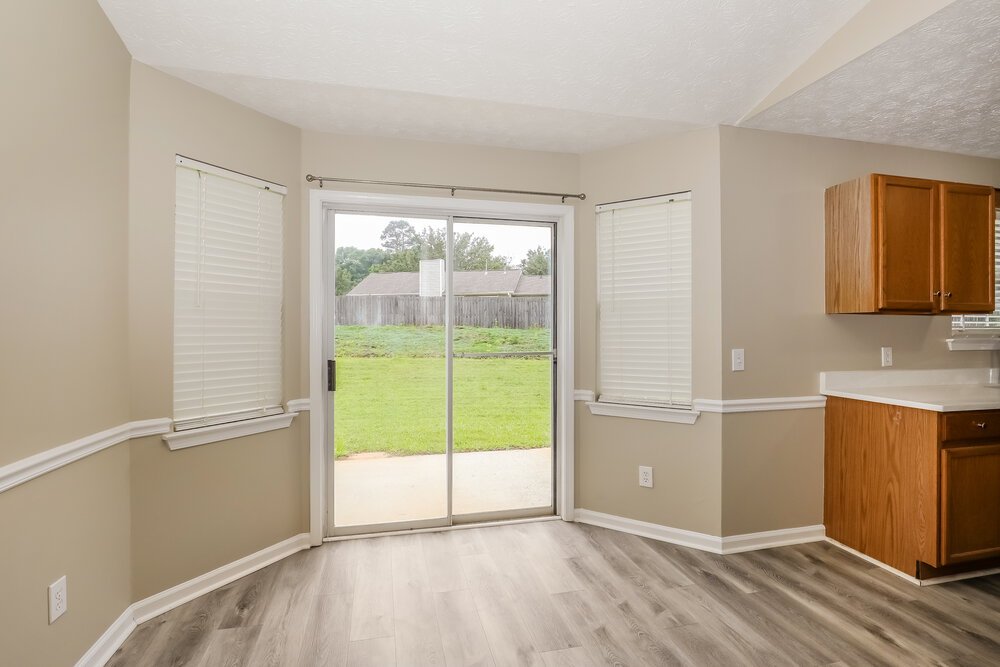 3-Bed Rental on 248 Fern Ct photo 6