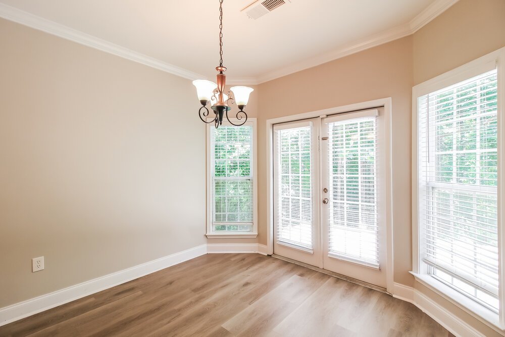 3-Bed Rental on 215 Village Park photo 6