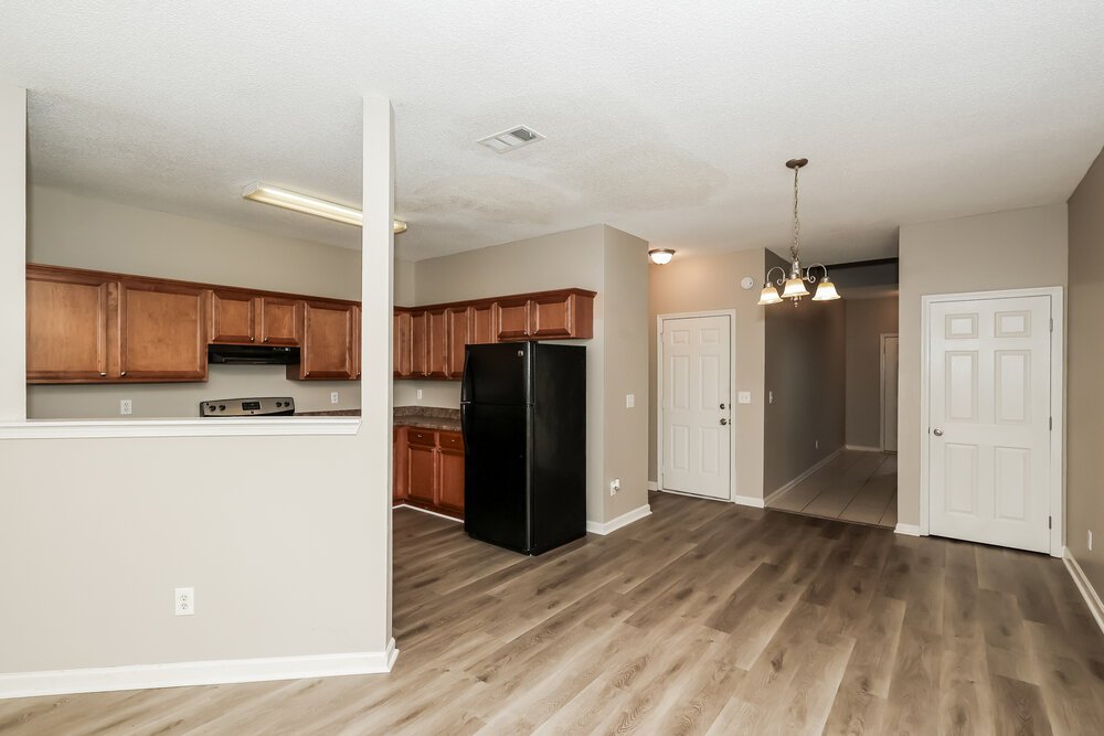 3-Bed Rental on 1462 Riverrock Ct photo 6
