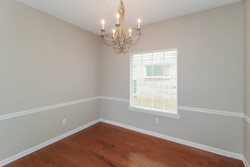 4-Bed Rental on 1262 Carlton Ridge photo 6