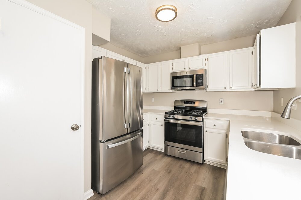 3-Bed Rental on 5177 Aberdeen Ct photo 6