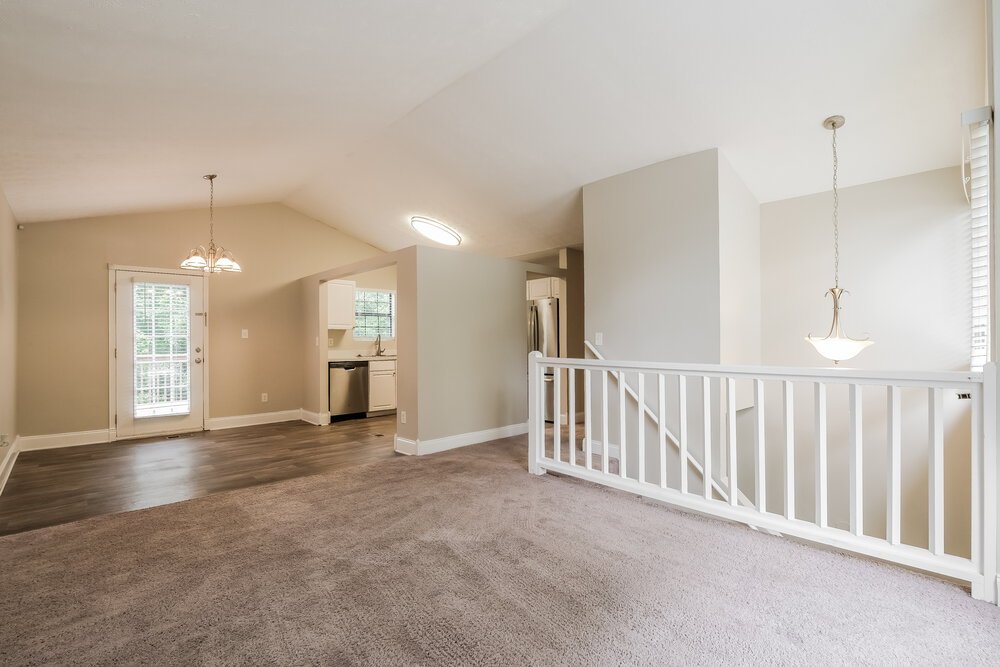 4-Bed Rental on 4910 Brookstone Pkwy photo 6