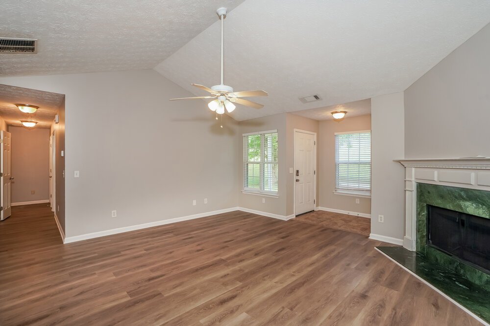 4-Bed Rental on 243 Rocky Point photo 6