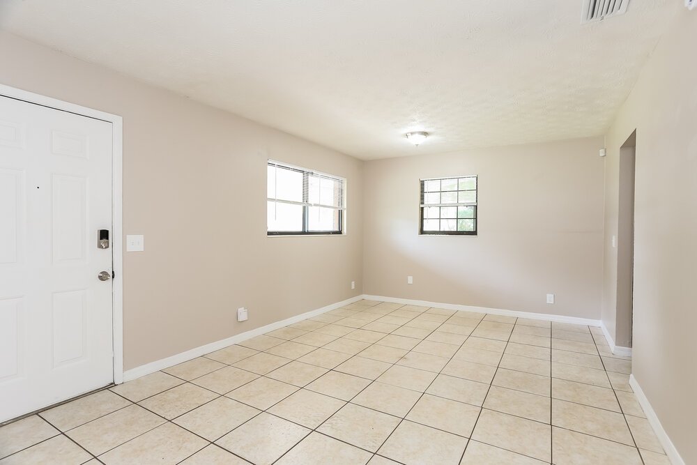 3-Bed Rental on 7233 Eudine Dr photo 6