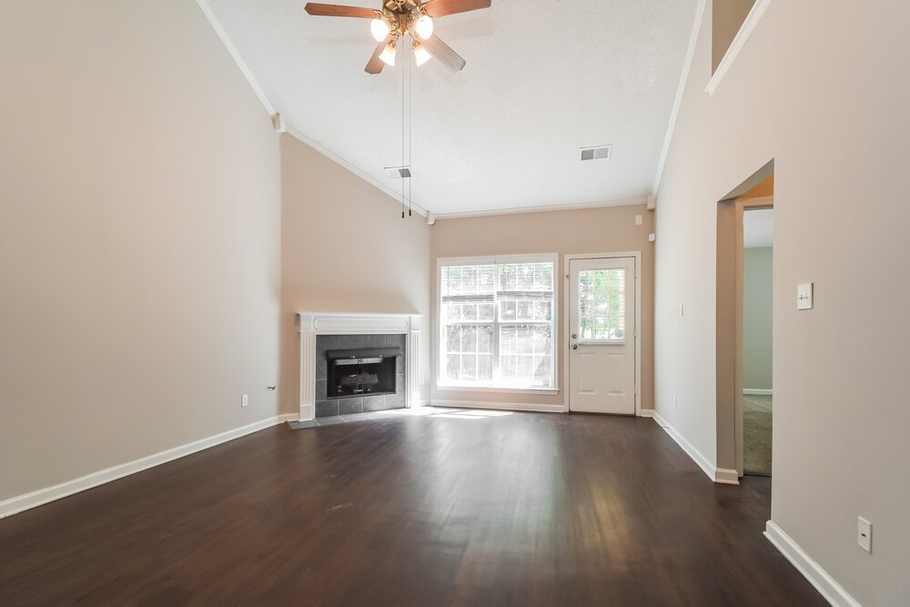 3-Bed Rental on 7510 Bakers Glenn photo 6