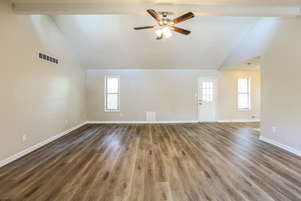 3-Bed Rental on 6512 Mitchell Lane photo 6