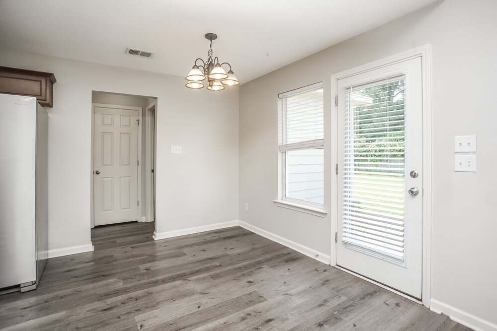 4-Bed Rental on 8347 Wild Dune photo 7