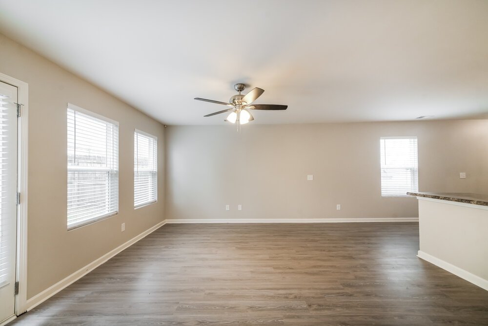 3-Bed Rental on 42 Everette Cir photo 7