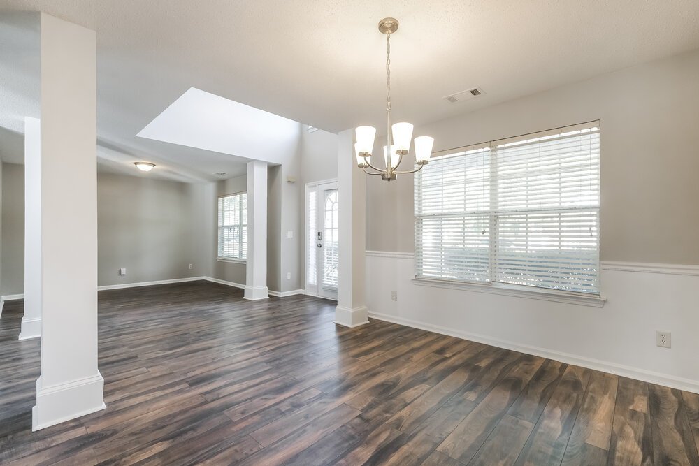 4-Bed Rental on 3599 Craggy Perch photo 7
