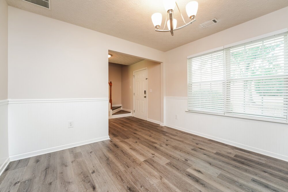3-Bed Rental on 626 Stonecrest Drive photo 7