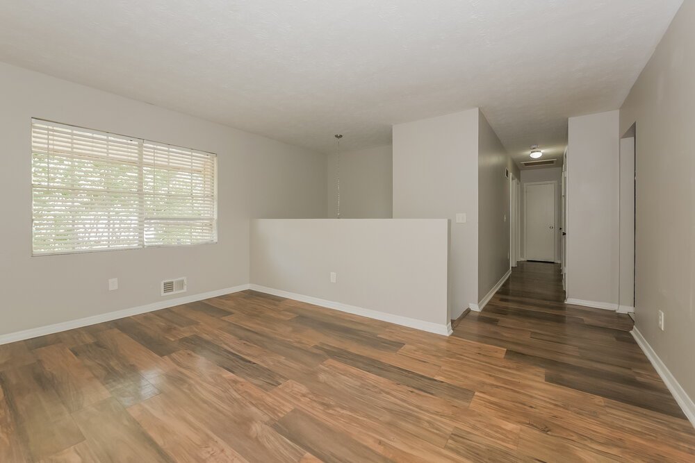 3-Bed Rental on 4522 Doral Dr photo 7