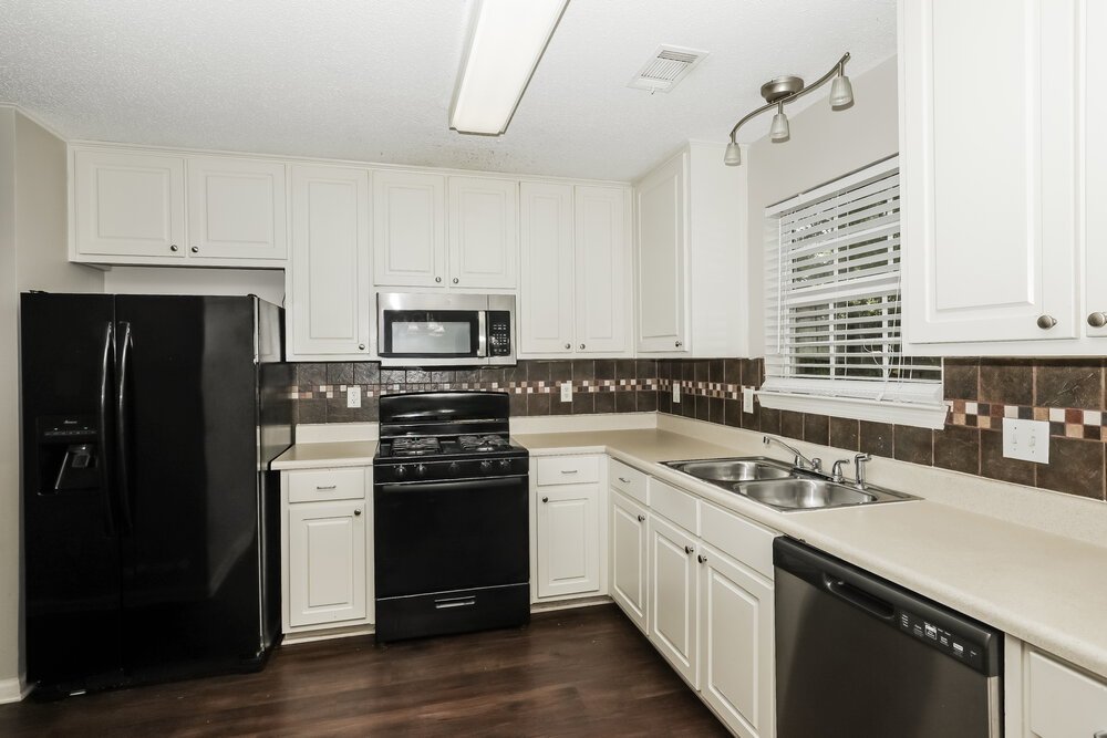 3-Bed Rental on 504 Wyntuck Dr photo 7