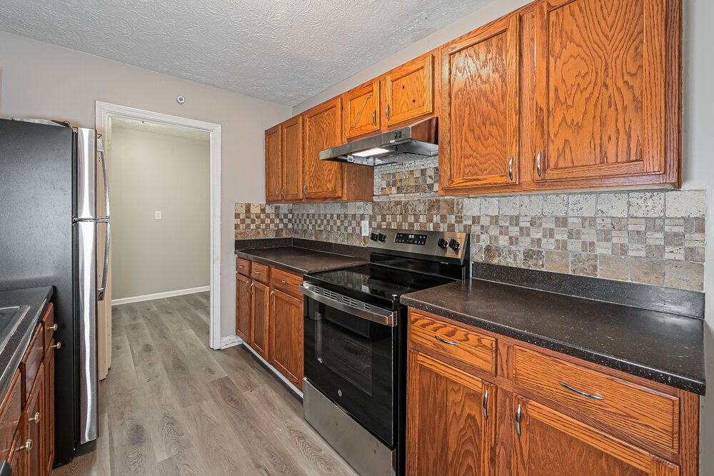 3-Bed Rental on 355 Arcadia Pl photo 7