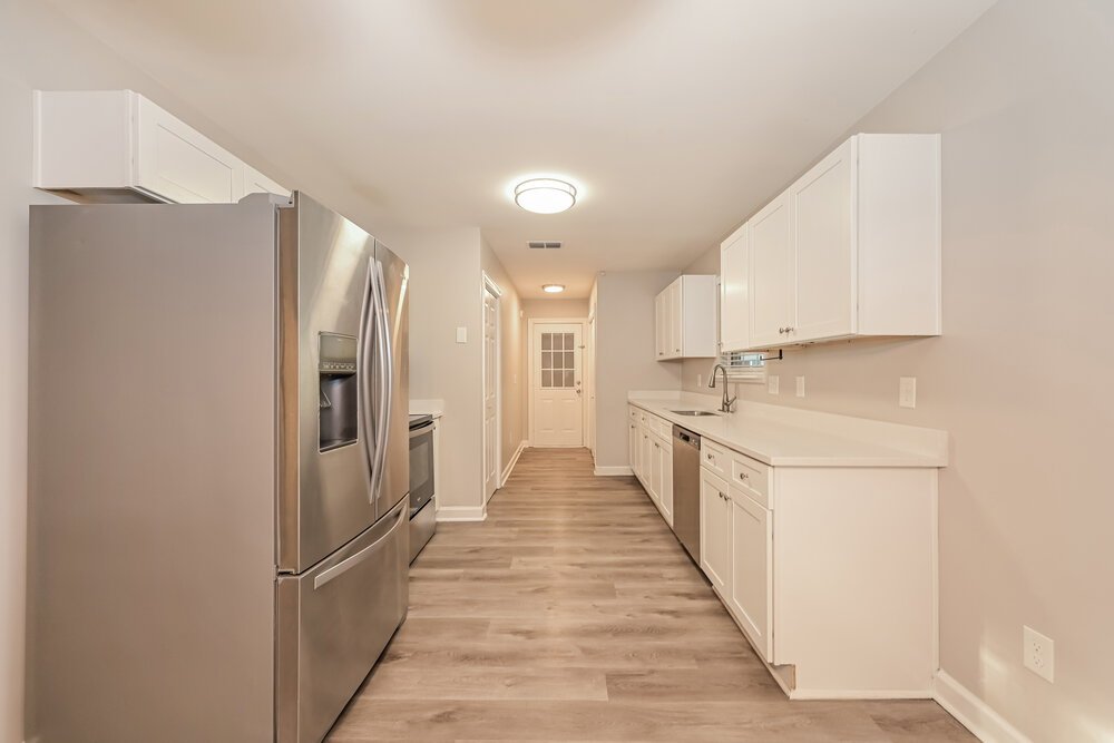 3-Bed Rental on 407 Cindi Ct photo 7