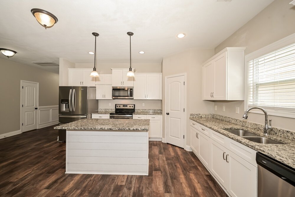 4-Bed Rental on 1217 Catawba Way photo 7