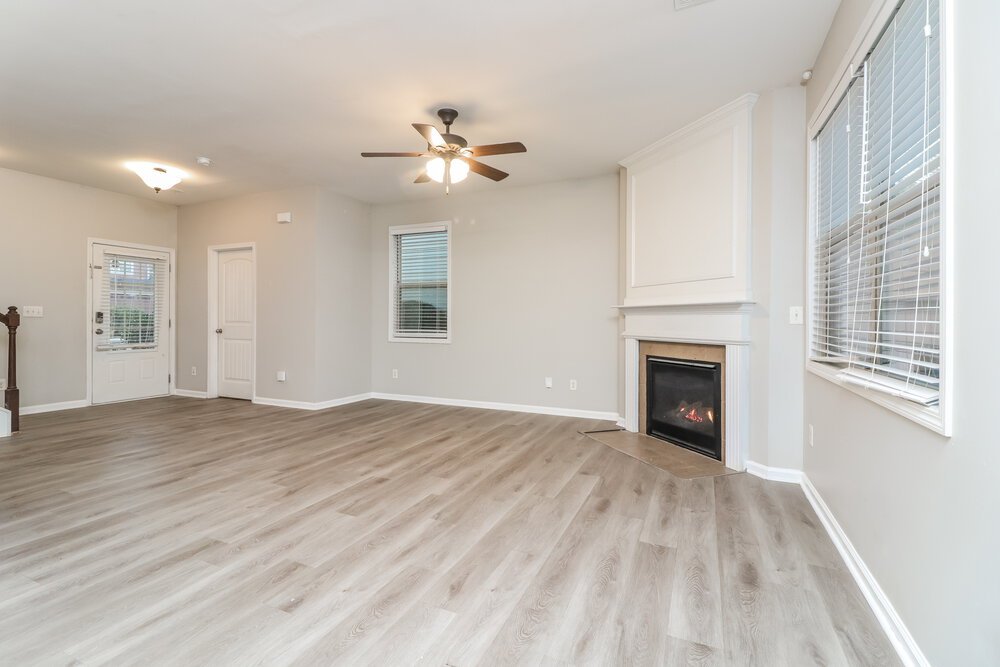4-Bed Rental on 275 Shaw Dr photo 7